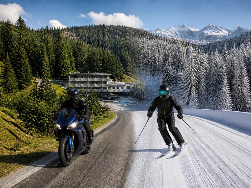 Biker in White: 10 % Treuerabatt auf deine Winter-Auszeit! ❄️🏍️